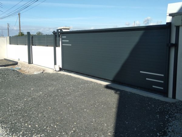 installation-pose-portail-coulissant-motorise-cloture-menuiserie-marionneau-vallet-44-9D43842F7-D3DE-C176-64E6-8B567F6A6EA2.jpg